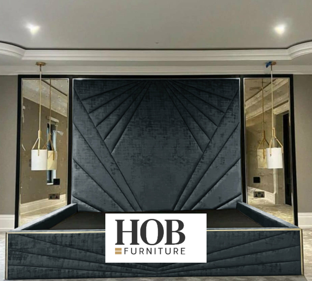 Luxury Diamond bed complete with mirrors