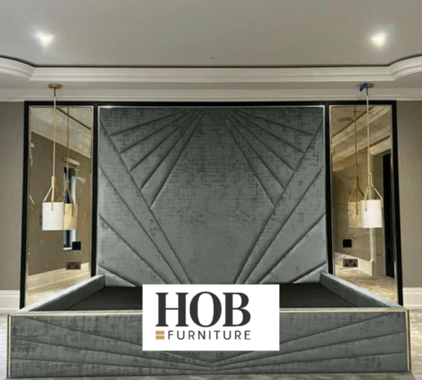 Luxury Diamond bed complete with mirrors