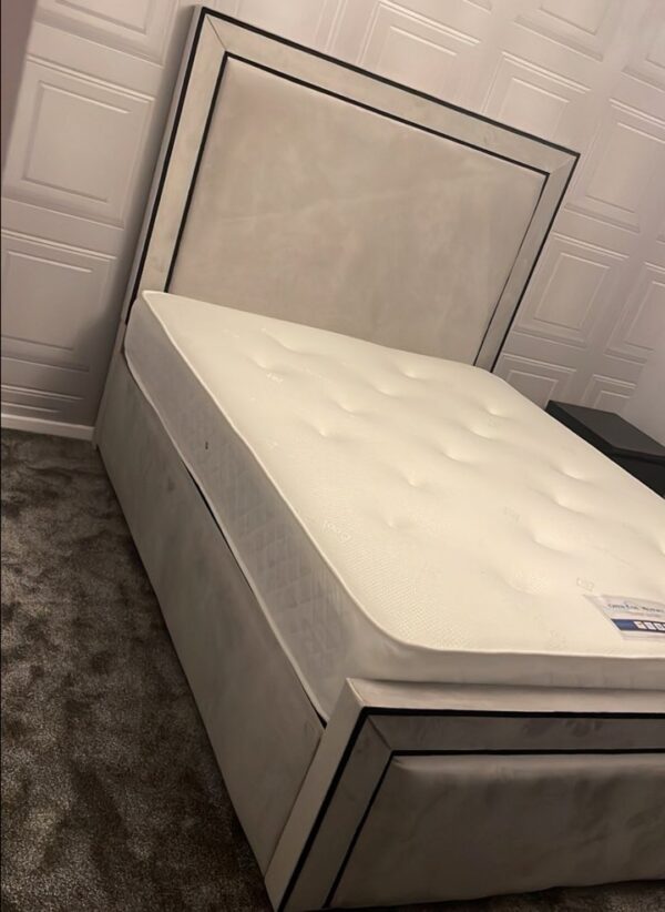 The Valentino bed