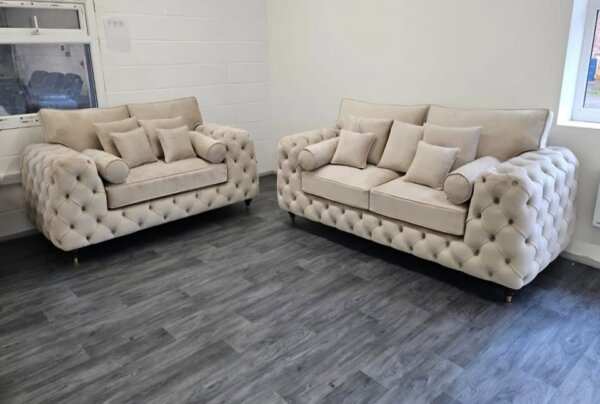 buttoned sofa set