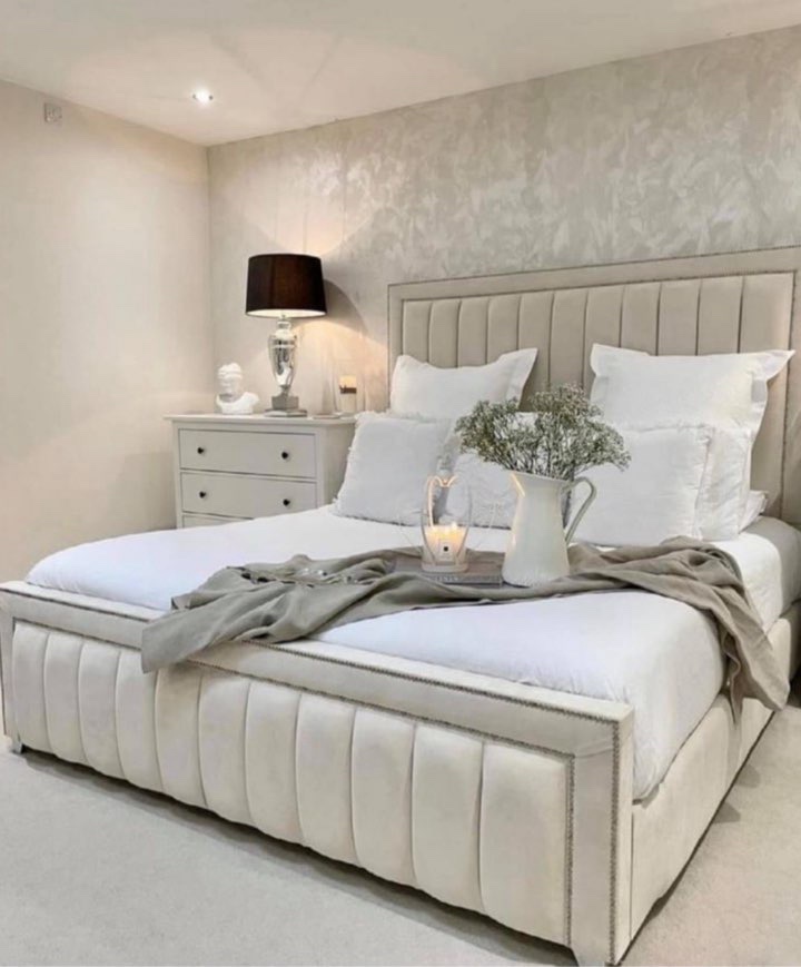 Royal Charleston bed