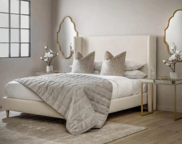 Lara wing bed