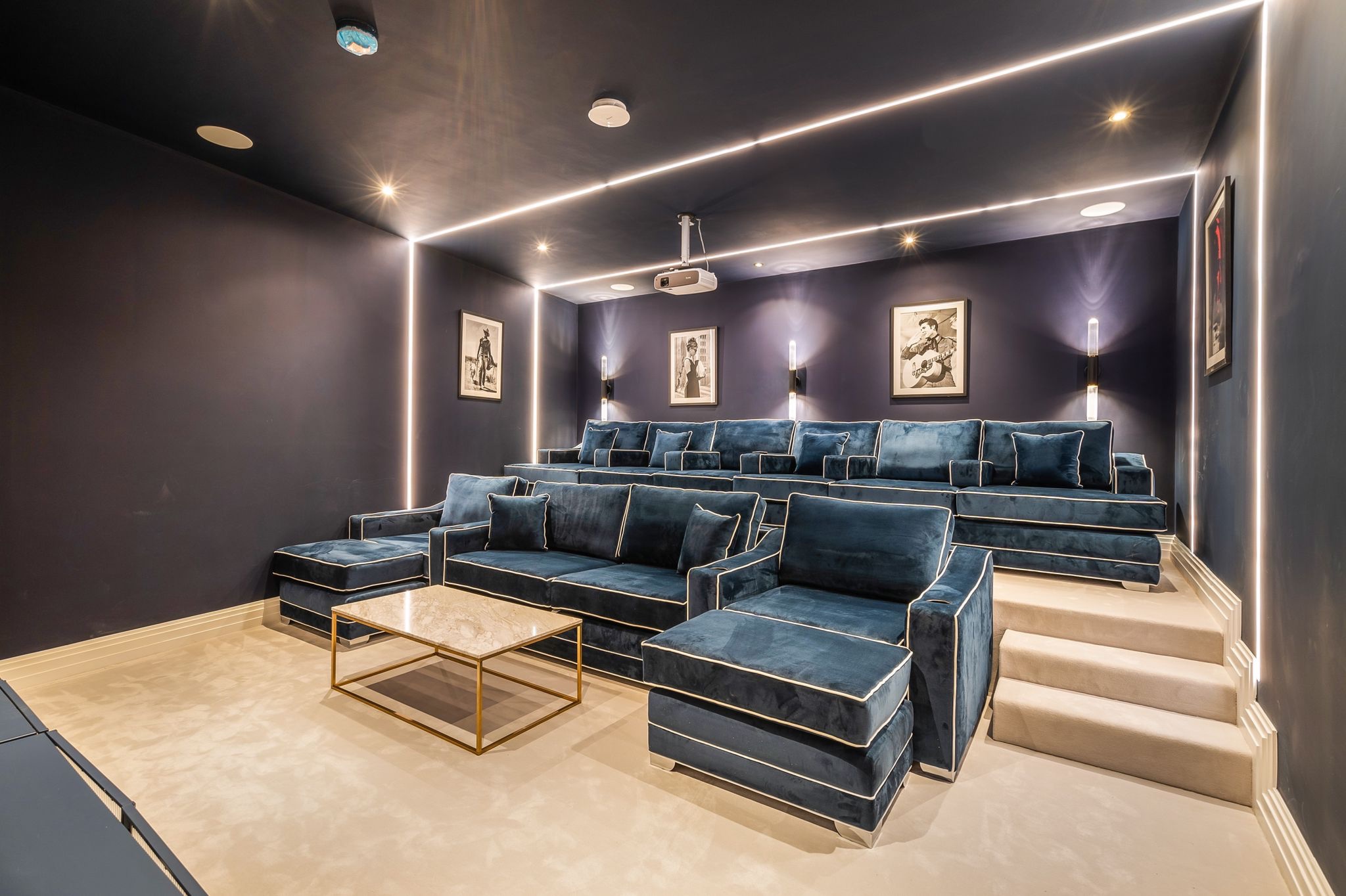 harry cinema seating with cup holders