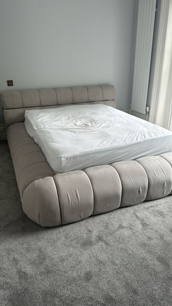 Oyster Oxford bed