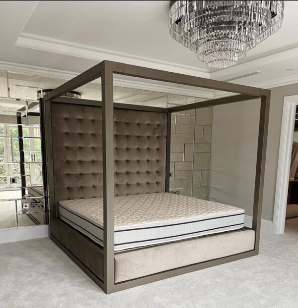 Claridge 4 poster canopy bed