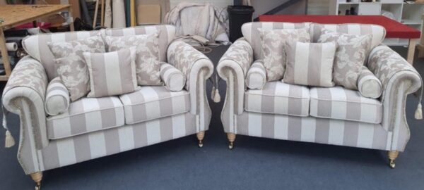 Grand Windsor sofa in stripe luxury fabric