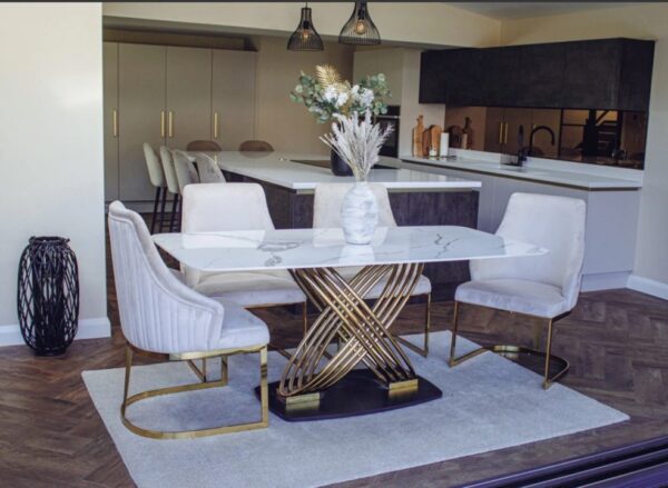 Moscow dining table with chair option