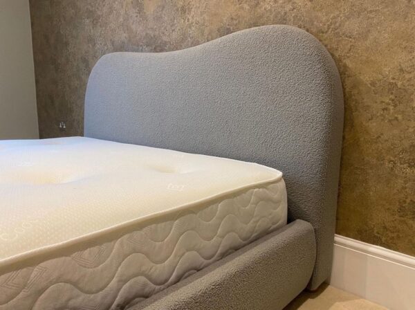 Wave Bed displayed in Boucle
