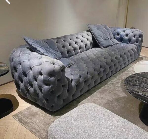 Fully buttoned Emmie chesterfield sofa