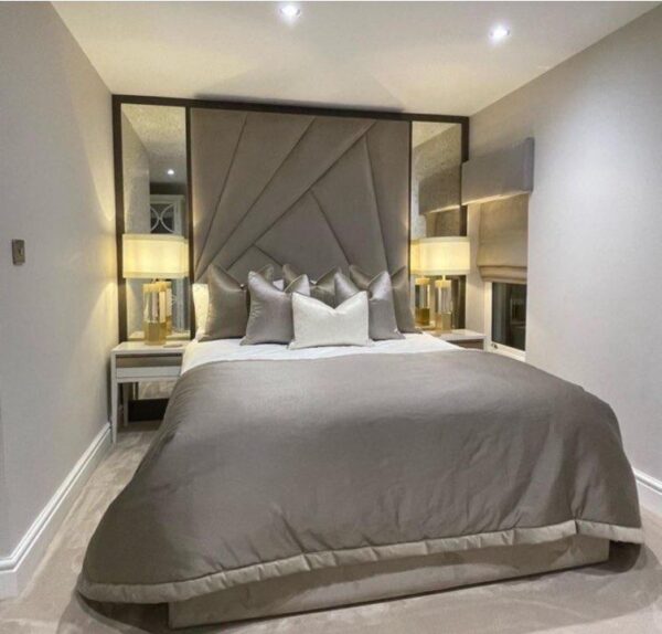 Luxury star deco bed complete with mirrors