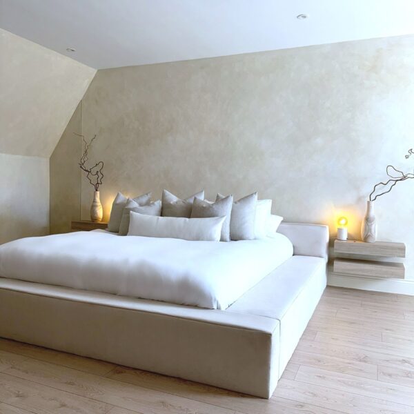 Royal Amber Bed
