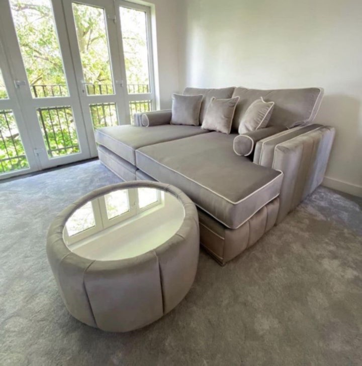Thomas snuggle cinema sofa