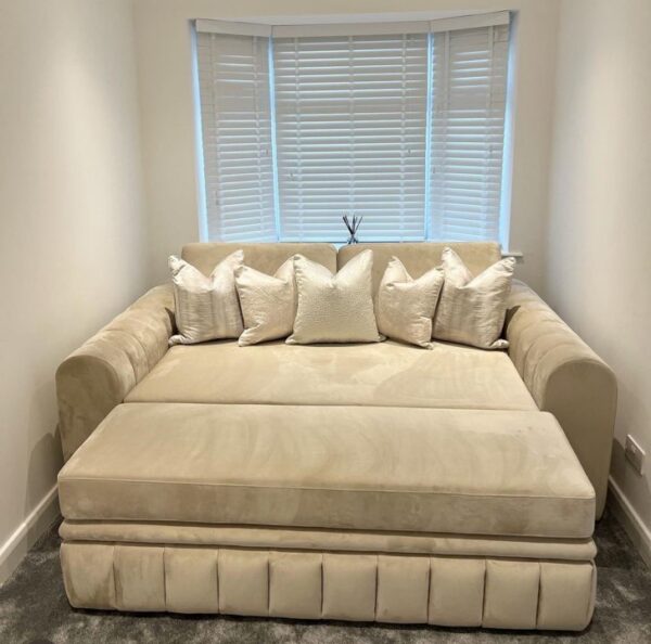 Oyster snuggle cinema sofa bed