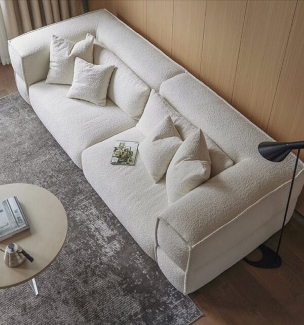Indie sofa