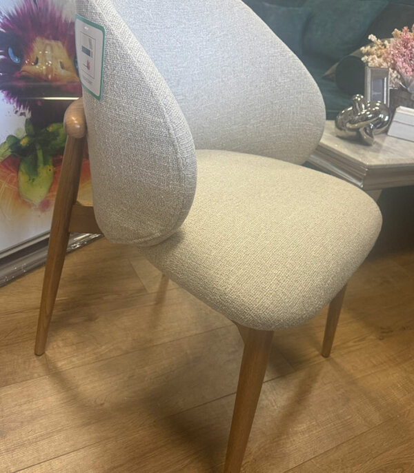 Sari Dining Chairs