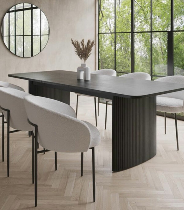 Singapore Dining Table With Chairs