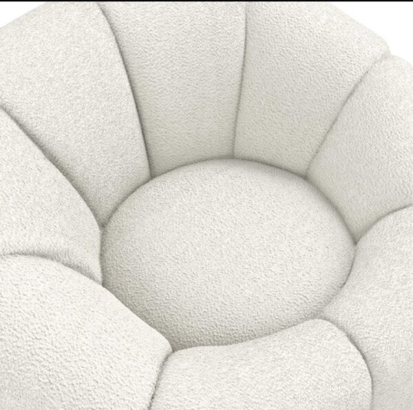 Pumpkin swivel chair