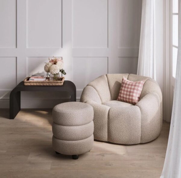 Pumpkin swivel chair