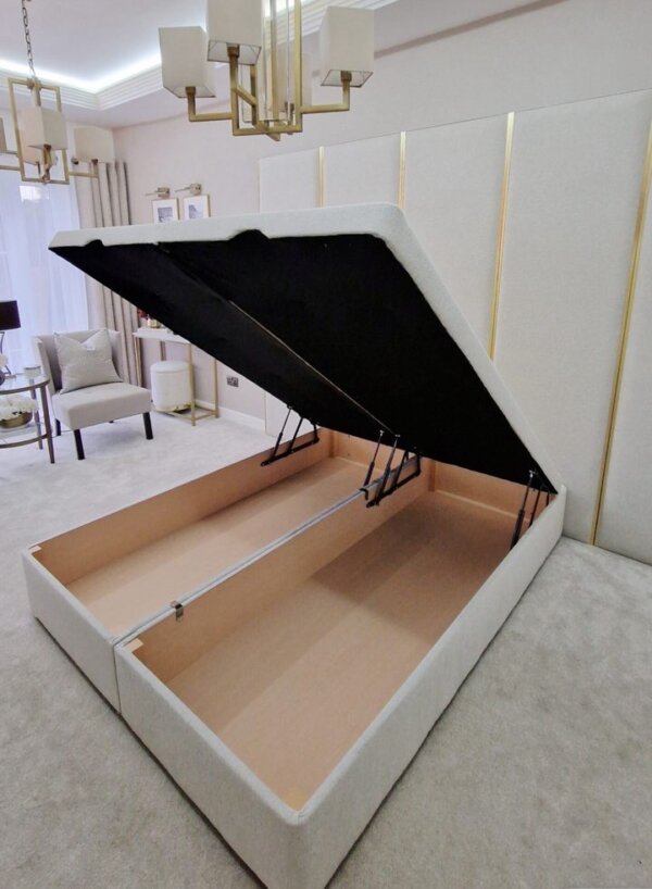 Brooklyn metal trim bed