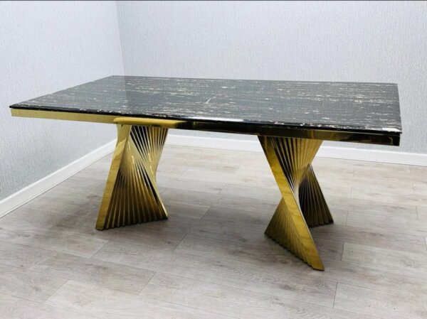 Mercury dining table