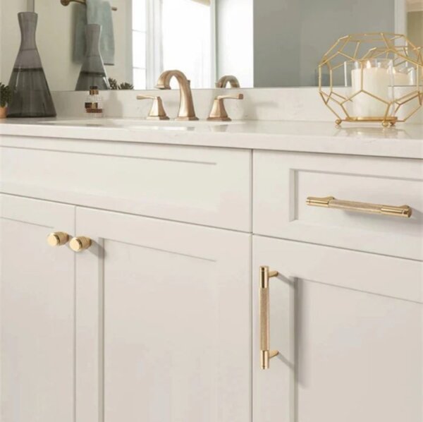 Hampshire door handles