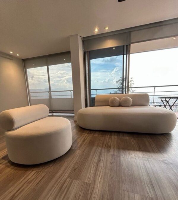 Aston accent chair