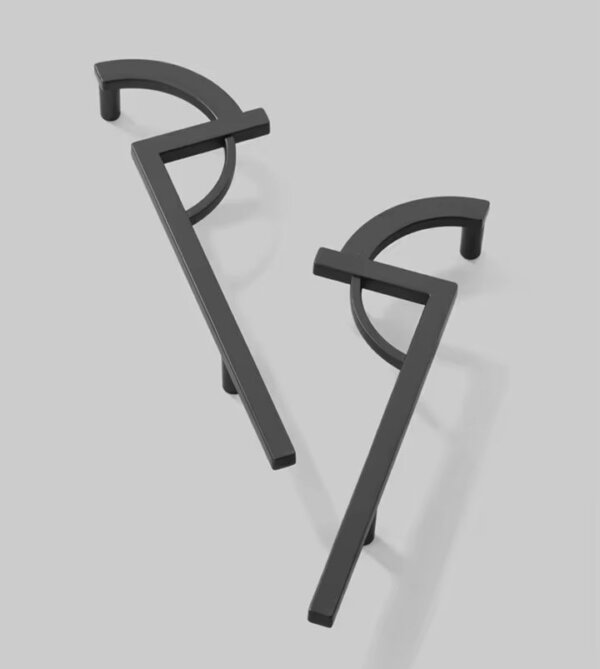 Sisley handles