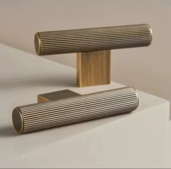 Cheshire cabinet handle