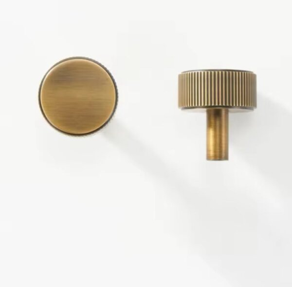 Cheshire cabinet handle