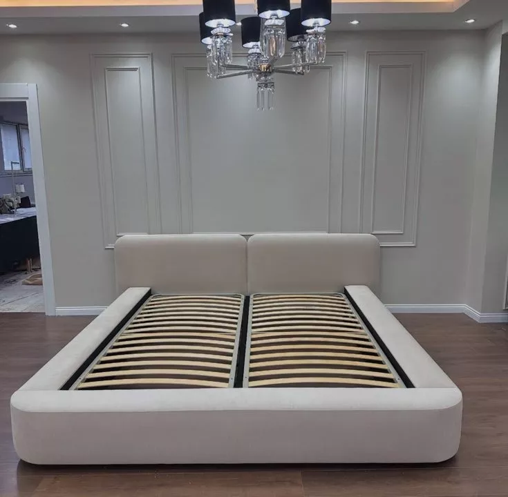 Hilton bed