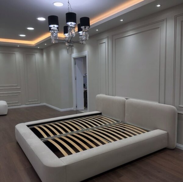 Hilton bed